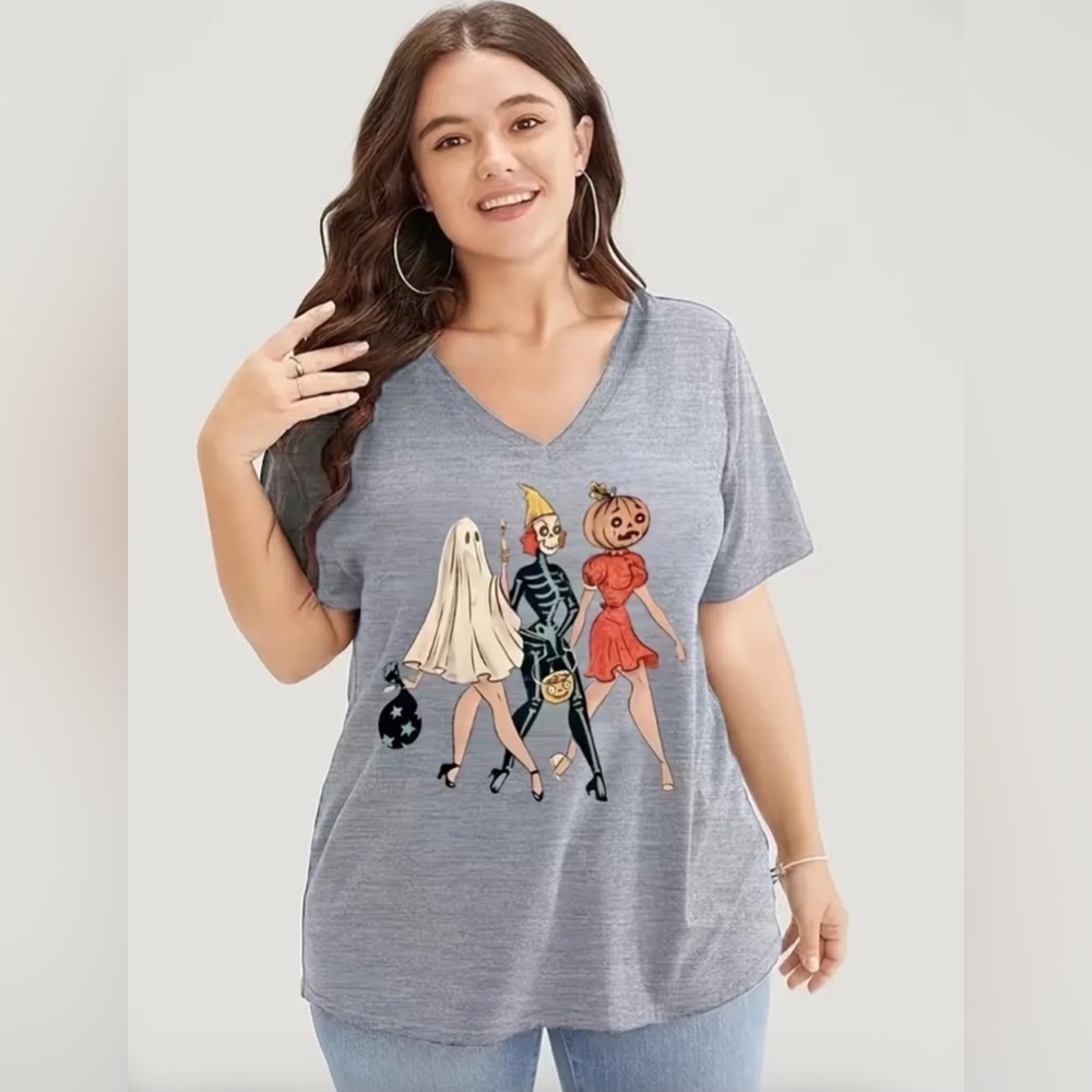 NWOT Womens Plus Gray V-Neck Halloween Ladies In Vintage Costumes T-Shirt 2XL